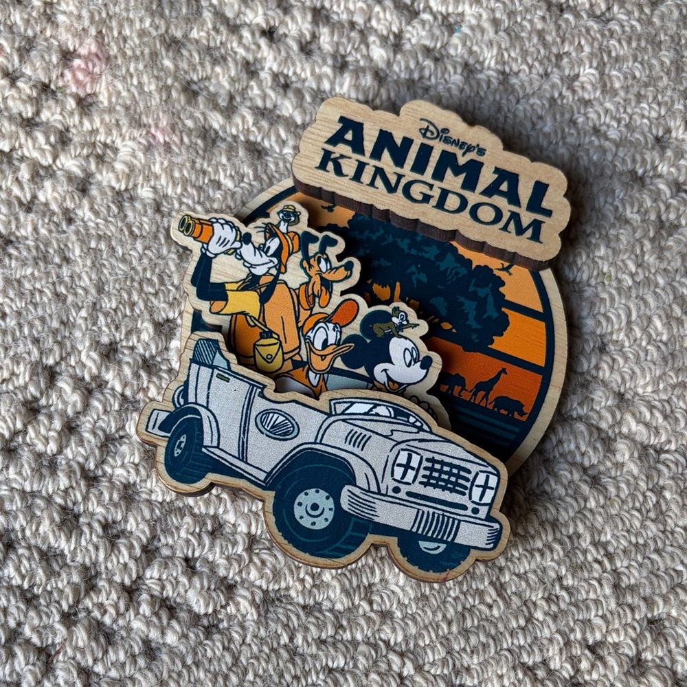 2024 Disney AnimalKingdom Adventure Safari Mickey Pluto Donald Goofy Wood magnet
